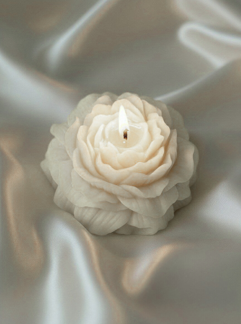 Aura Bloom Peony Candle