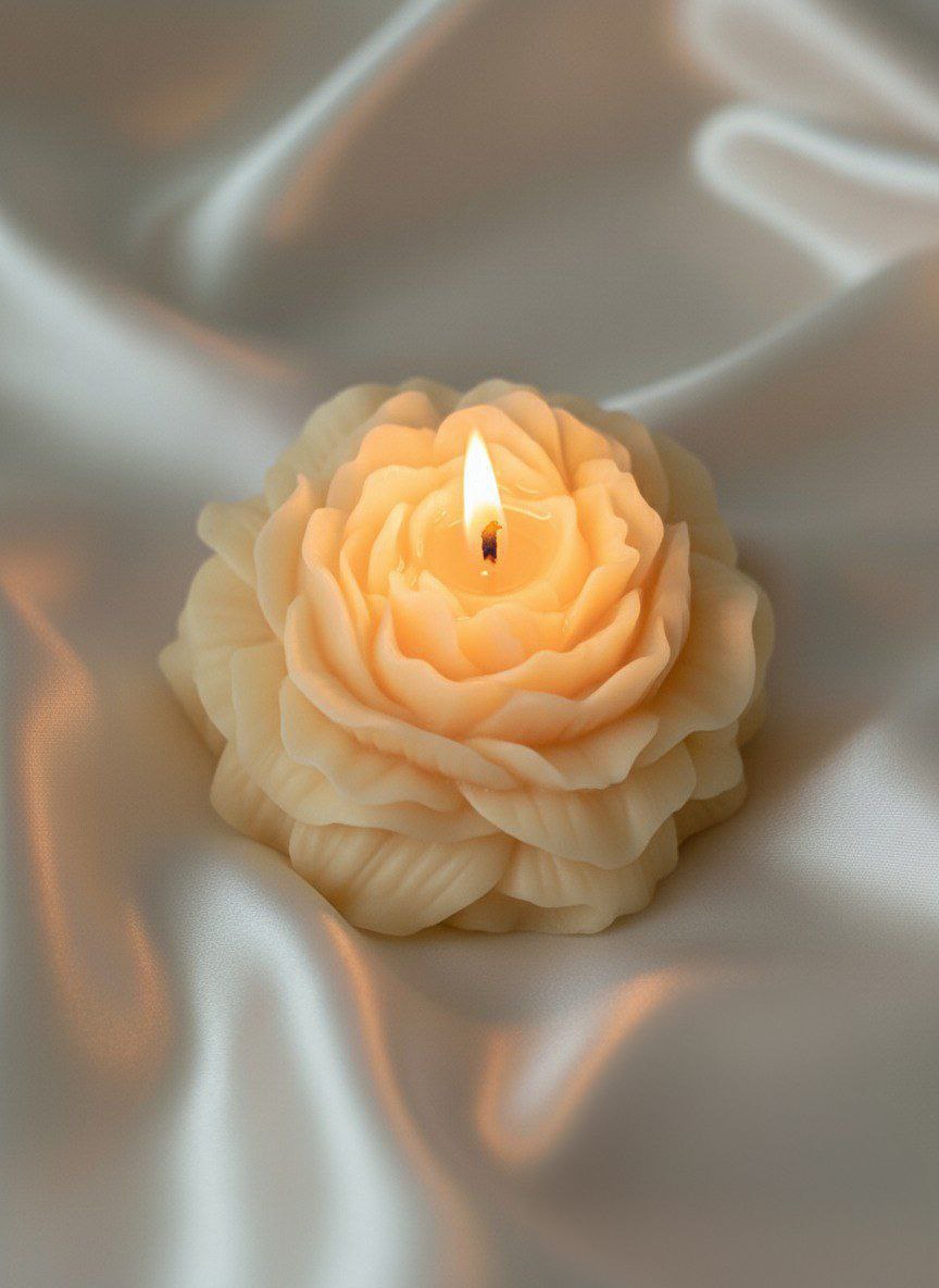 Aura Bloom Peony Candle
