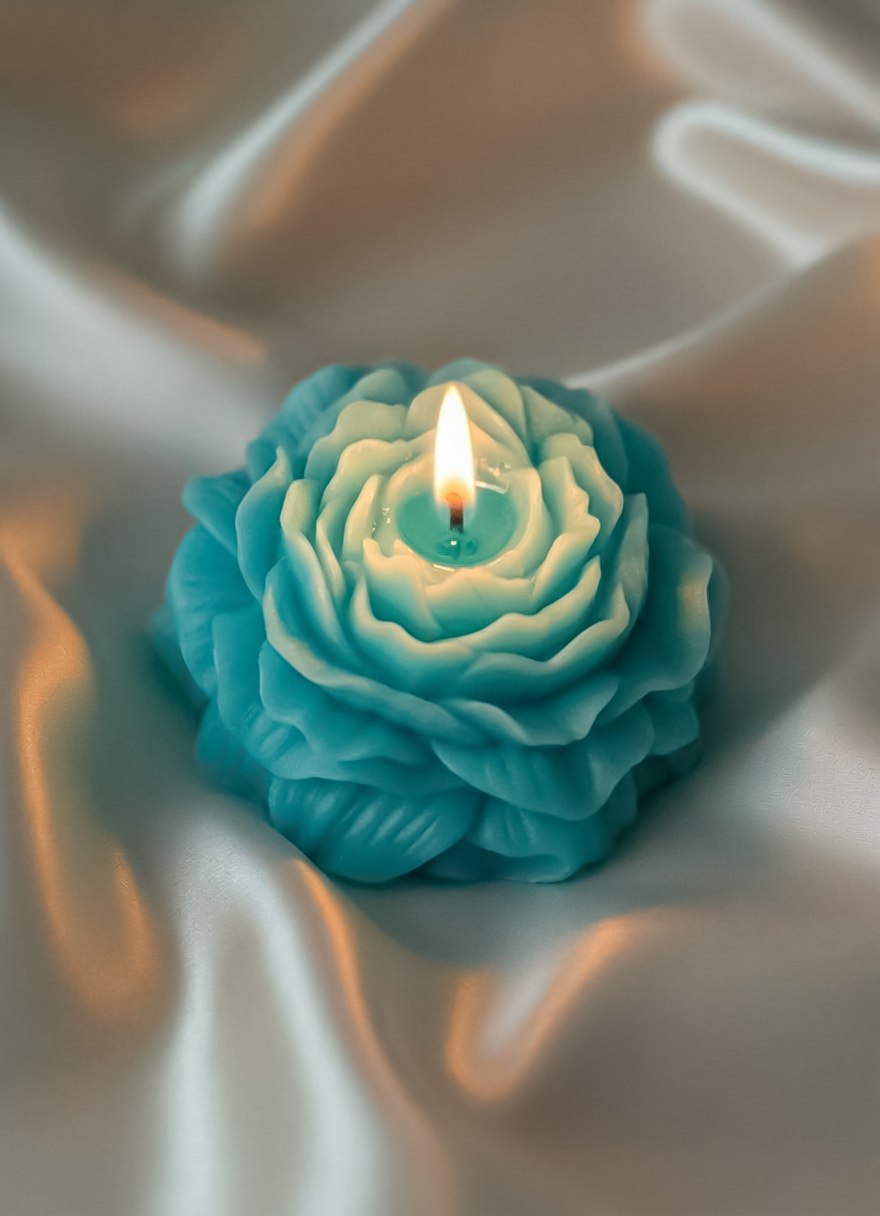 Aura Bloom Peony Candle
