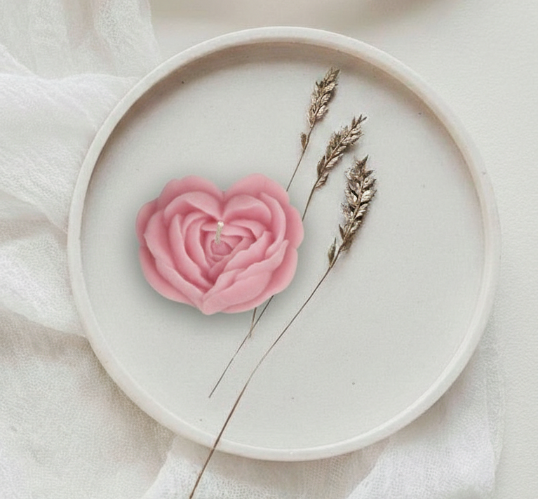 Rose Heart Candle